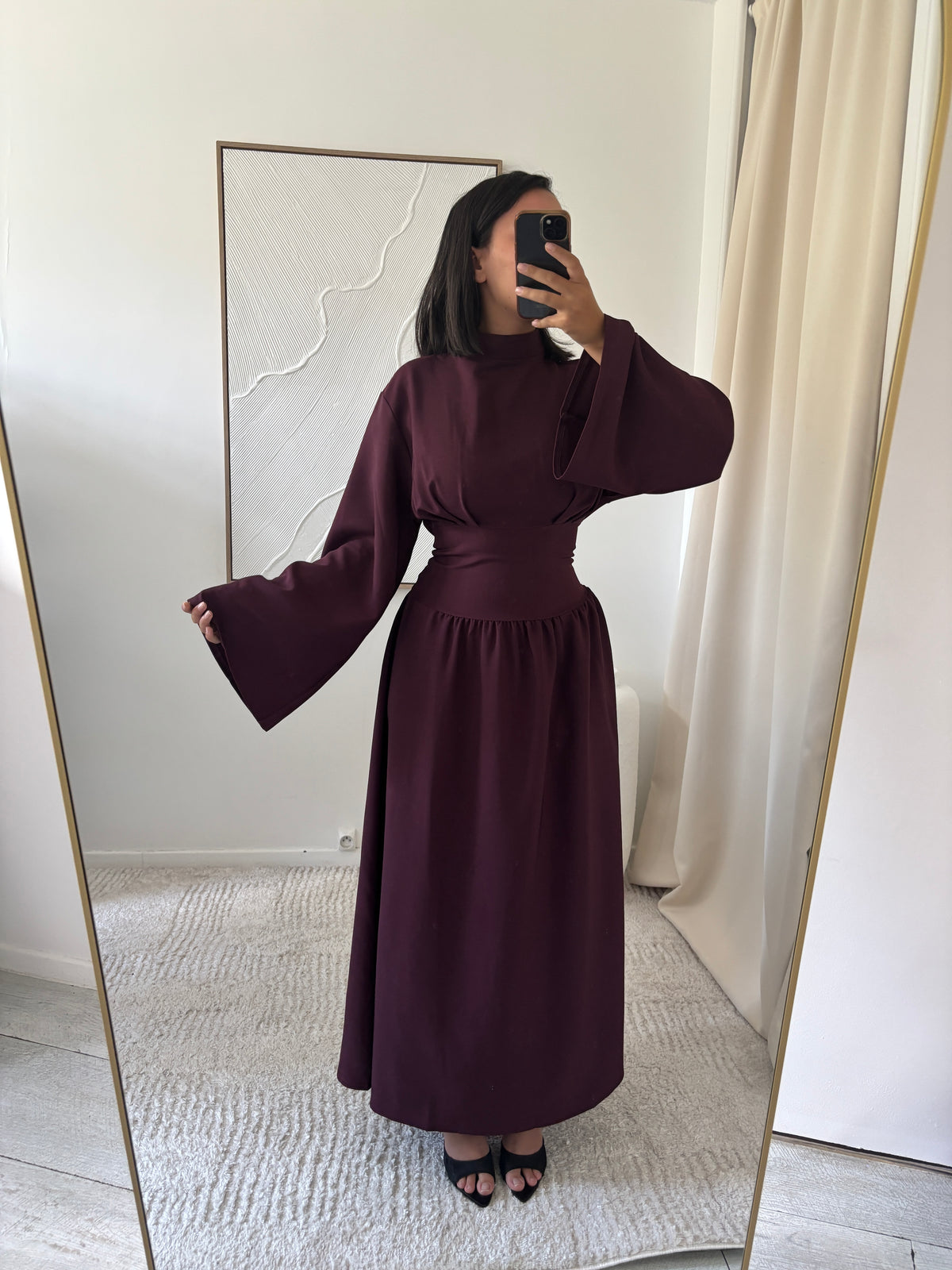 Robe Lydia
