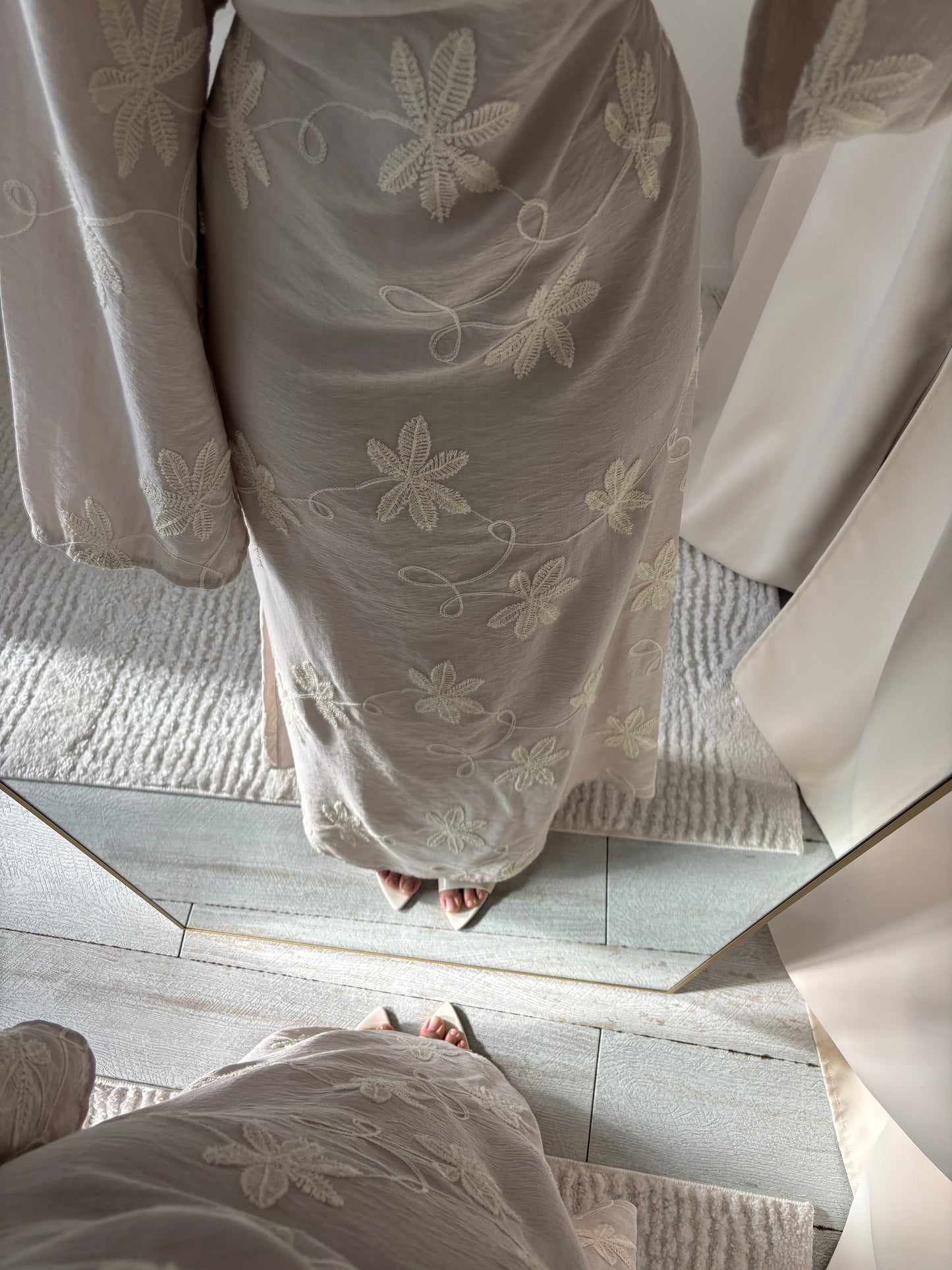 Robe Flora